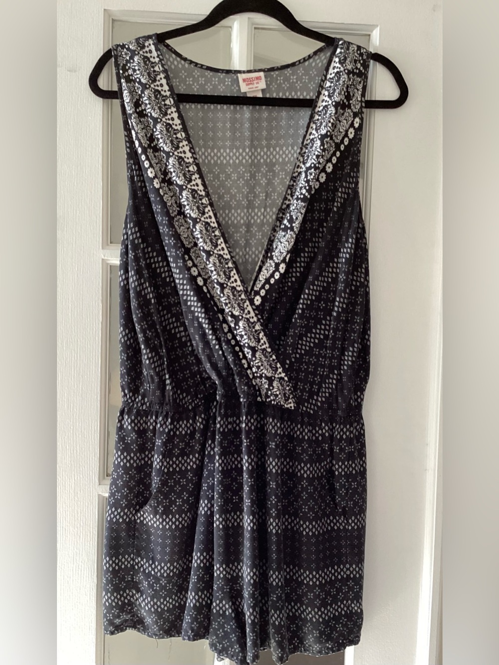 Mossimo Supply Co. XXL Lace Print V-neck Shorts Romper black & white
